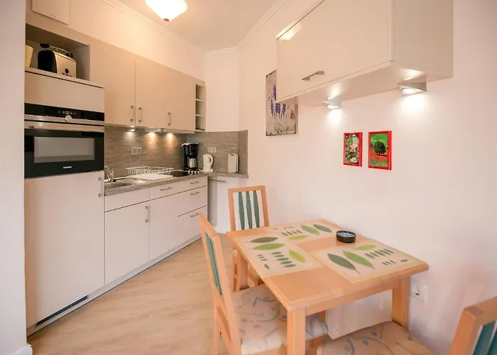 Komfort Appartement mit 1 Schlafzimmer und Balkon im Dachgeschoss 010
